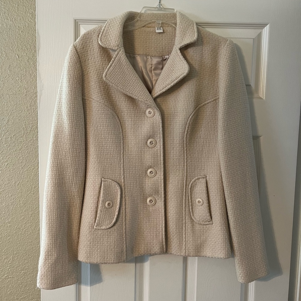 Excellent Condition Womens BP Woven Peacoat size Large colors light cream&tan